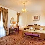 Hotel Hotel Terme Due Torri - Adults Hideaway & Spa 5*