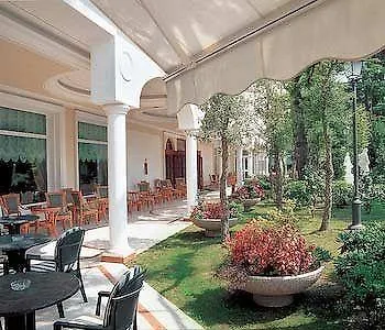 Otel Due Torri Abano Terme
